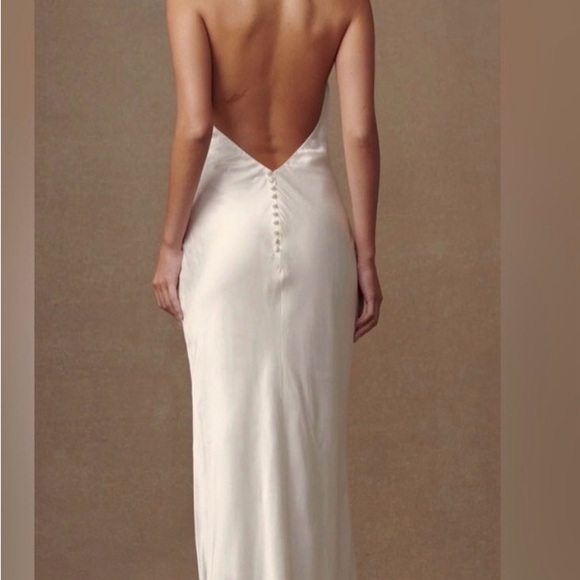 Meshki | Esther Iridescent Satin Cowl Maxi Dress - White - Picture 2 of 9